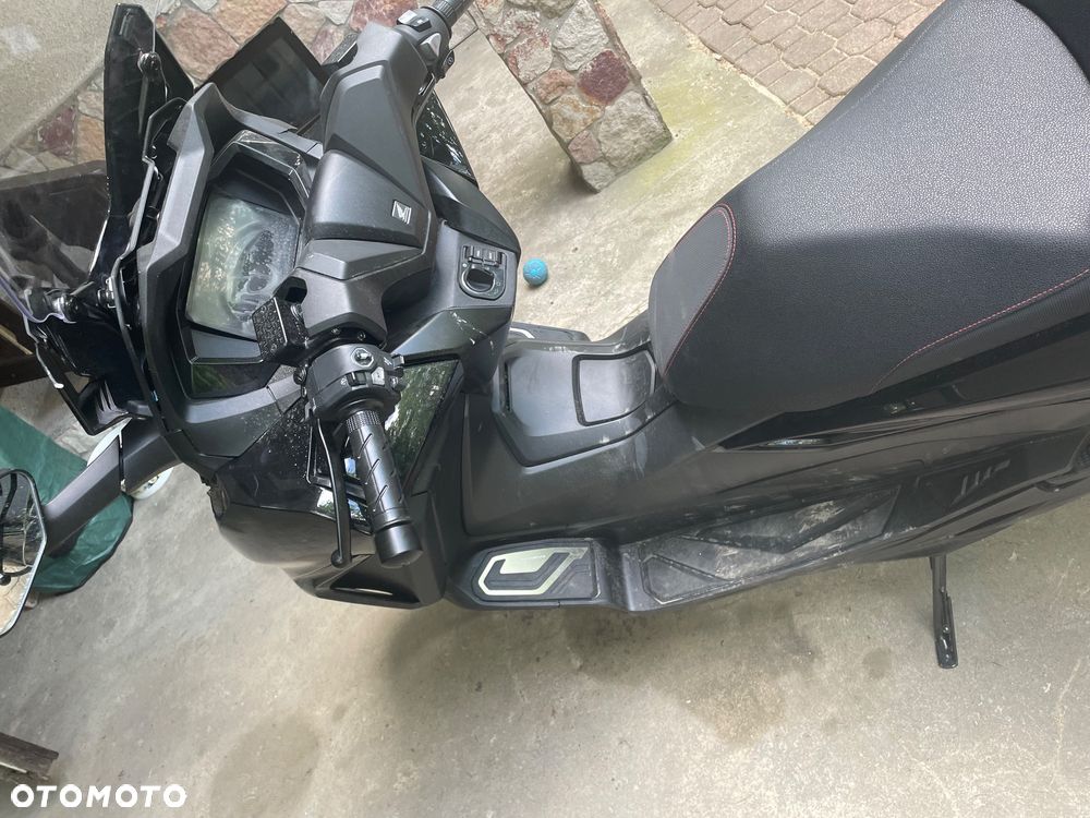 Honda NSS - 28