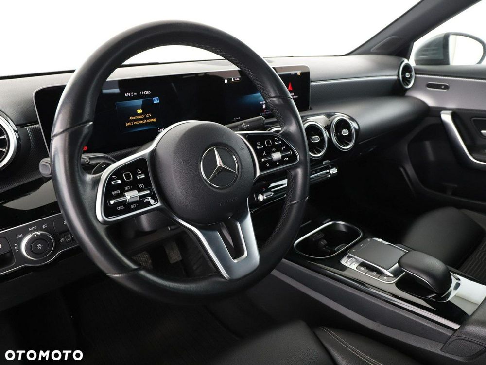 Mercedes-Benz Klasa A 200 7G-DCT - 15