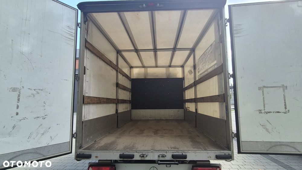 Mercedes-Benz SPRINTER - 7