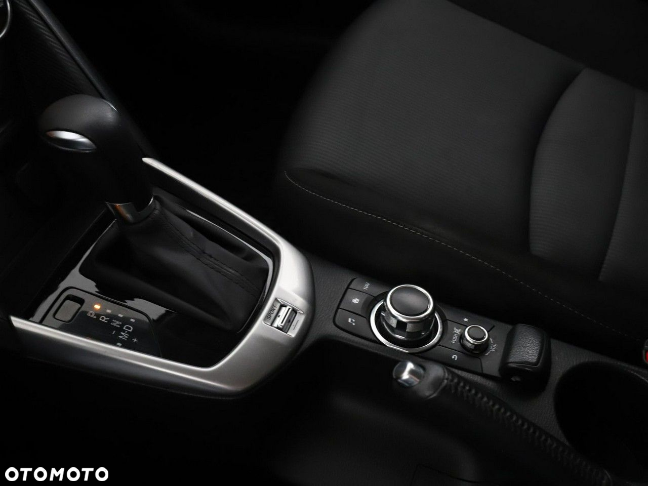 Mazda CX-3 2.0 Skymotion - 29