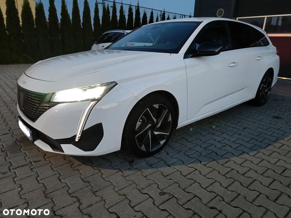 Peugeot 308 SW BlueHDi 130 EAT8 Allure - 3