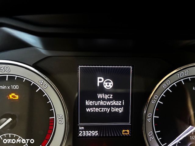 Skoda Superb 2.0 TDI L&K DSG - 19