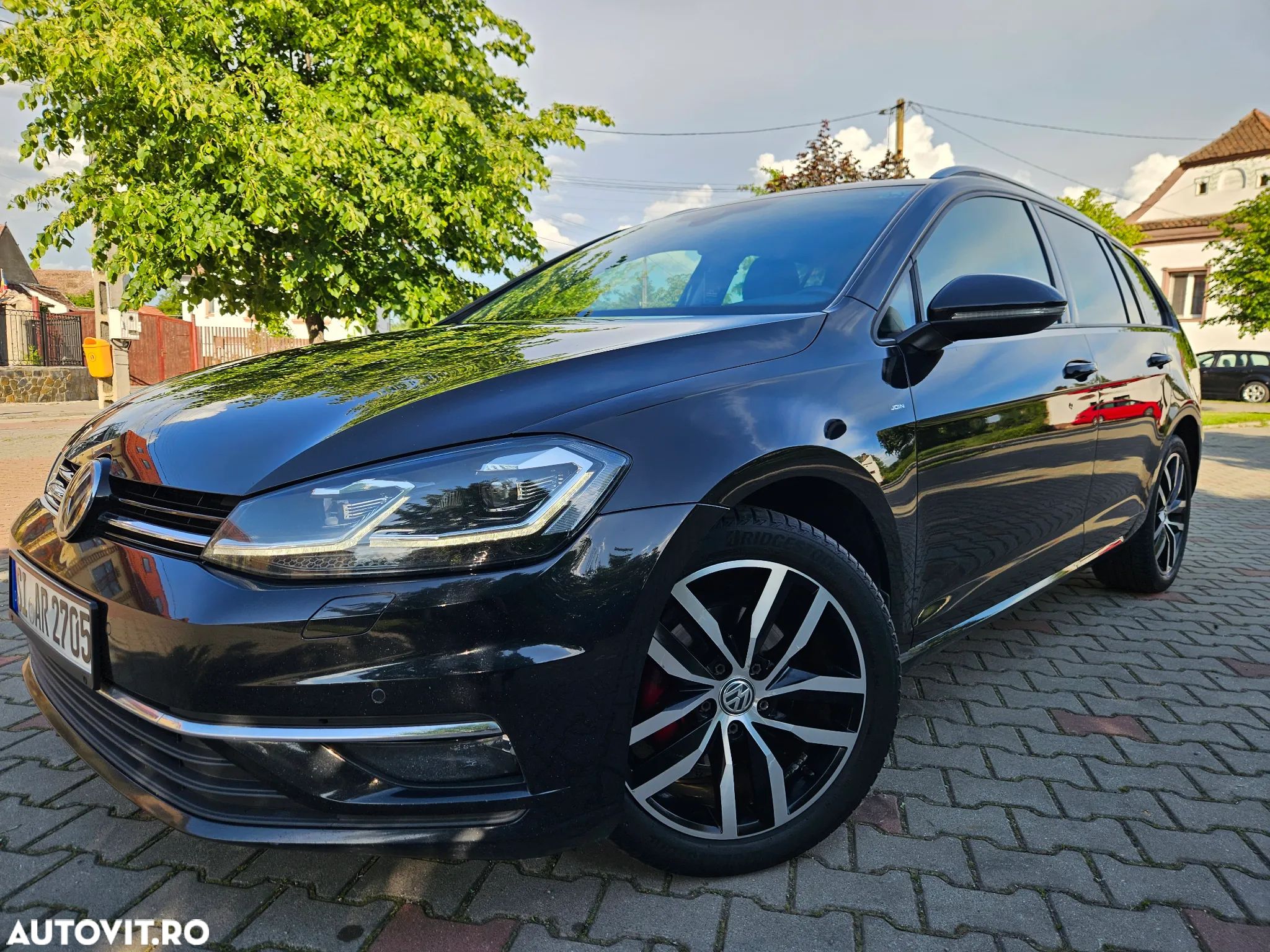 Volkswagen Golf 2.0 TDI DSG Join - 1