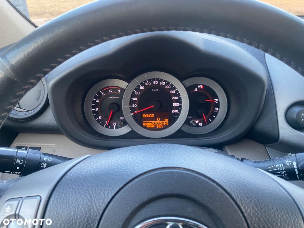 Toyota RAV4 2.2 D-4D Luna - 9