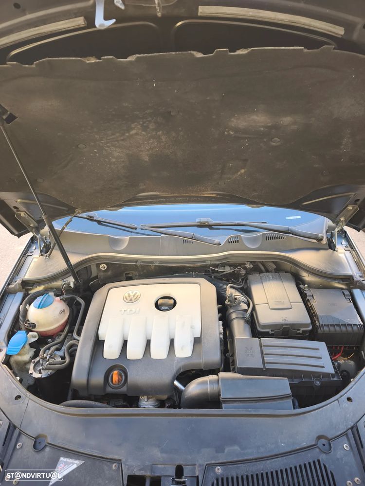 VW Passat Variant 2.0 TDi Confortline - 7