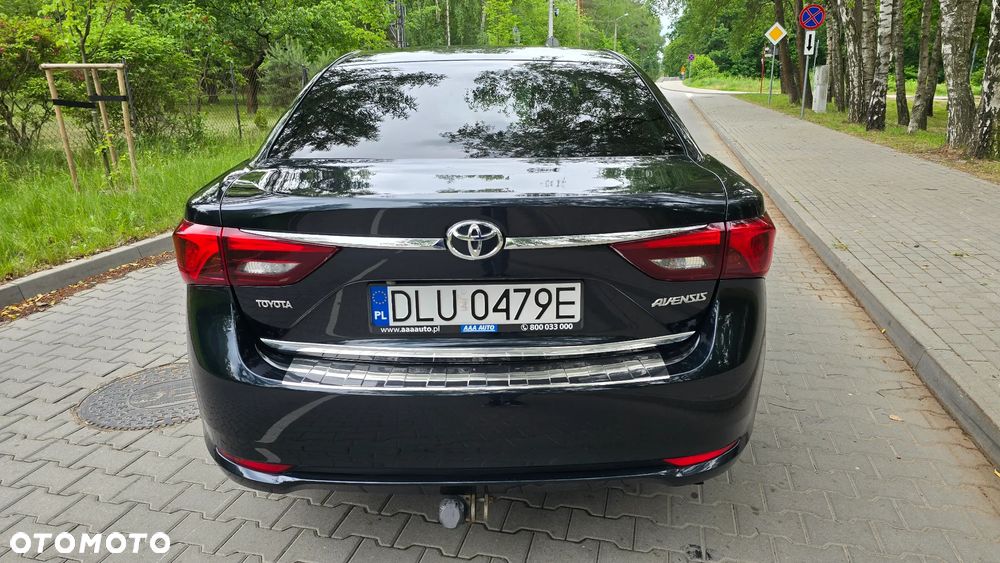 Toyota Avensis 1.8 Premium - 7