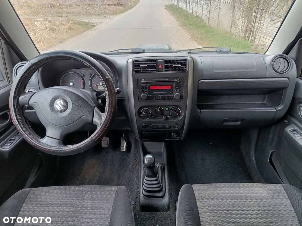 Suzuki Jimny - 11