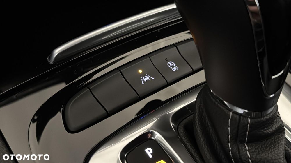 Opel Insignia 2.0 CDTI Business Elegance S&S - 28