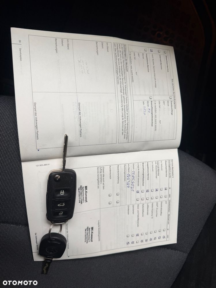 Volkswagen Golf 1.6 TDI DPF Style - 26
