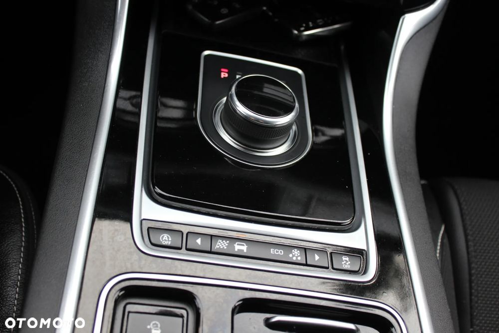 Jaguar XF 25d R-Sport - 20