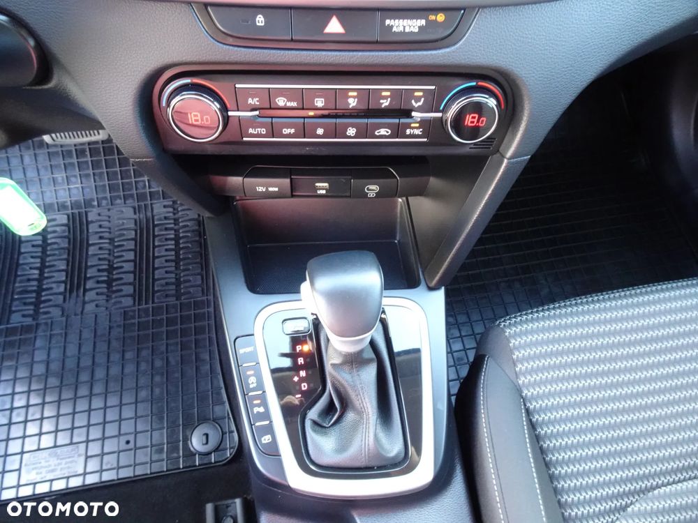 Kia XCeed 1.5 T-GDI M DCT - 35