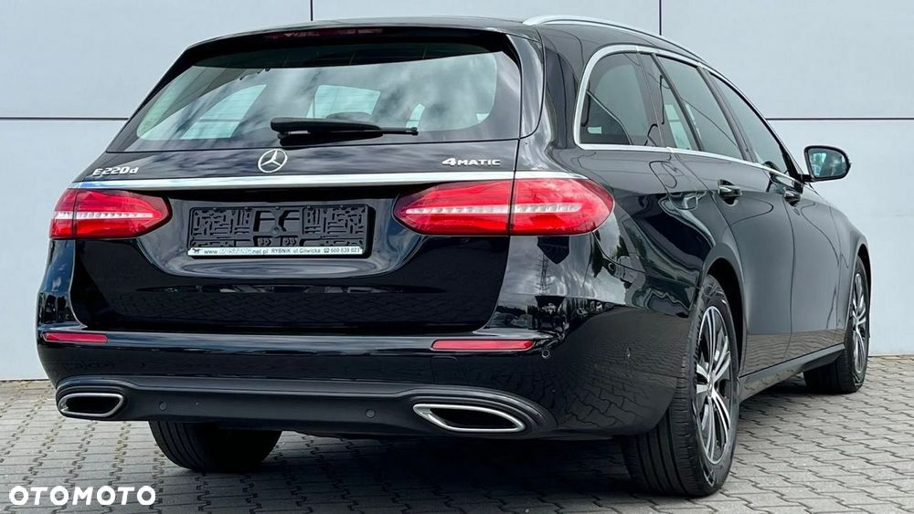Mercedes-Benz Klasa E 220 d 4-Matic 9G-TRONIC - 7