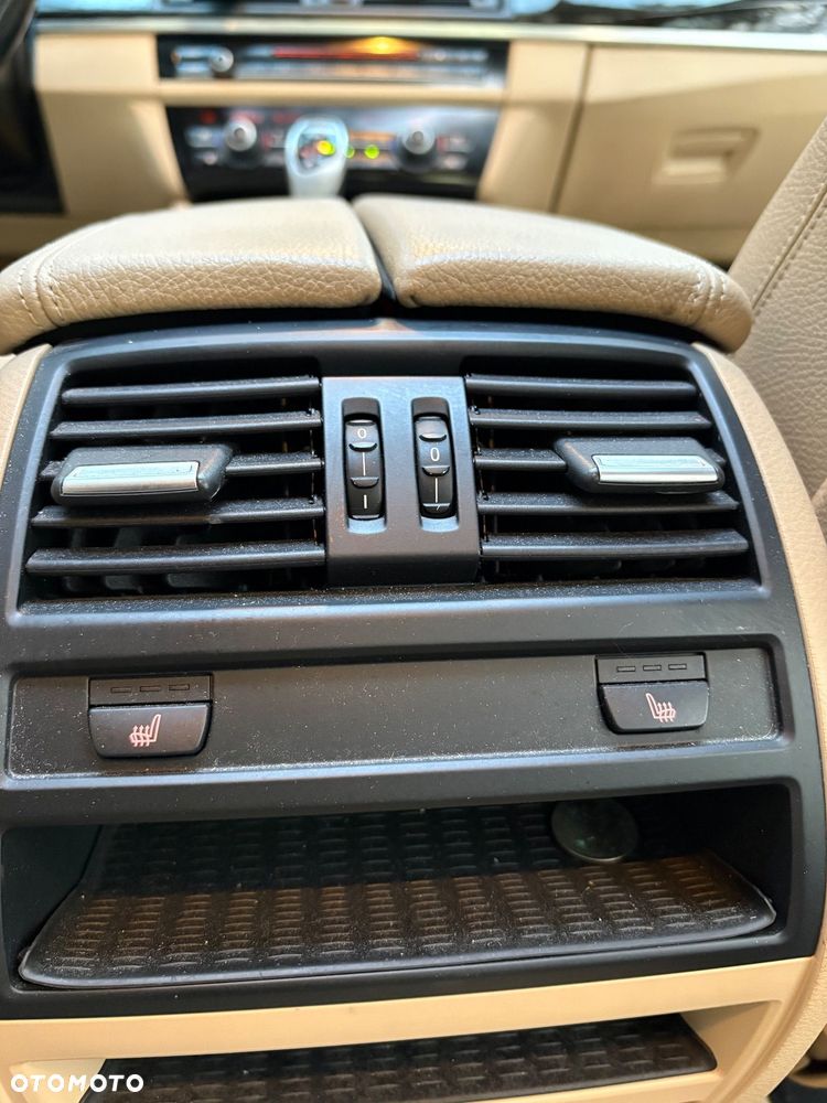 BMW Seria 5 535i - 22