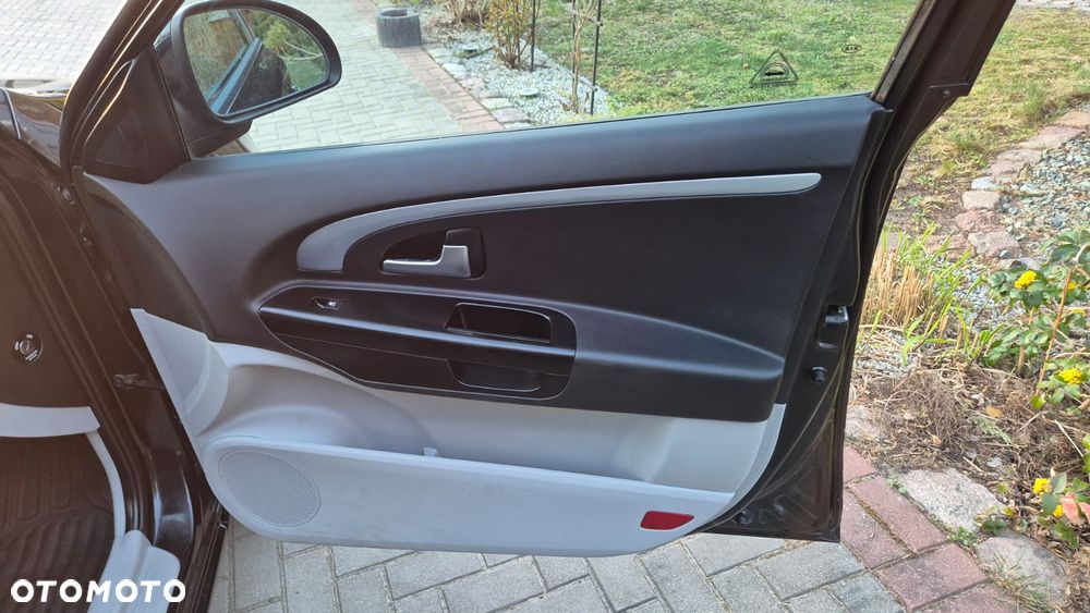 Kia Ceed 2.0 CVVT Spirit - 16