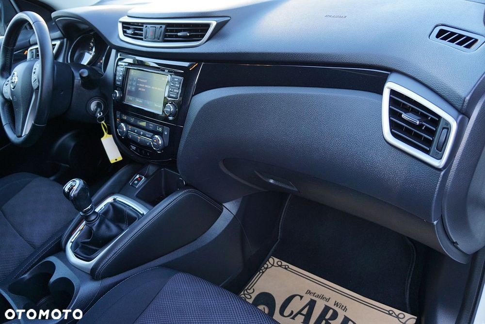 Nissan Qashqai 1.2 DIG-T N-Connecta - 11