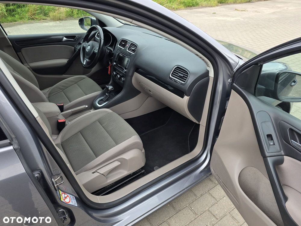 Volkswagen Golf 1.4 TSI Comfortline DSG - 9