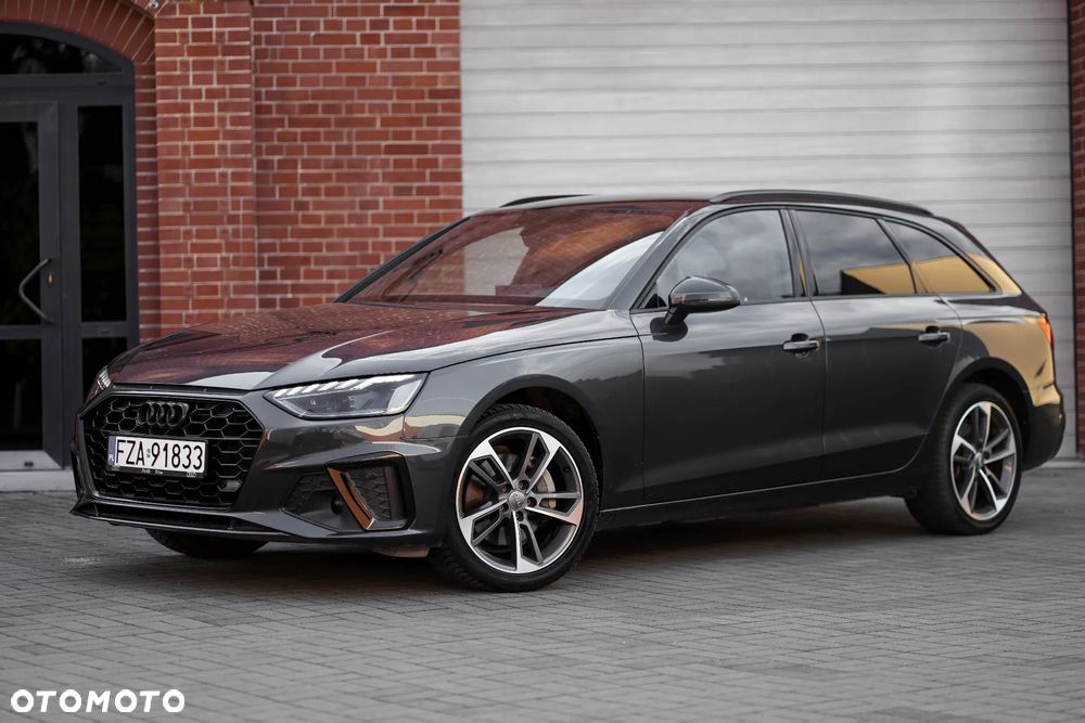 Audi A4 Avant 40 TDI quattro S tronic - 4