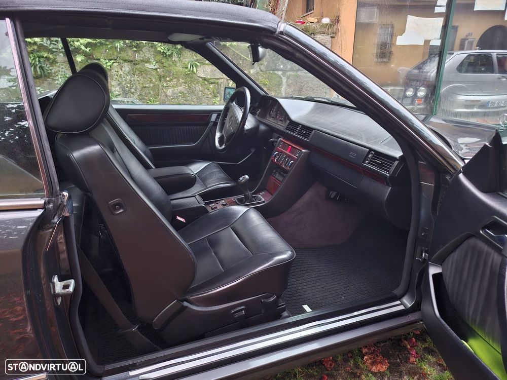 Mercedes-Benz E 200 - 14