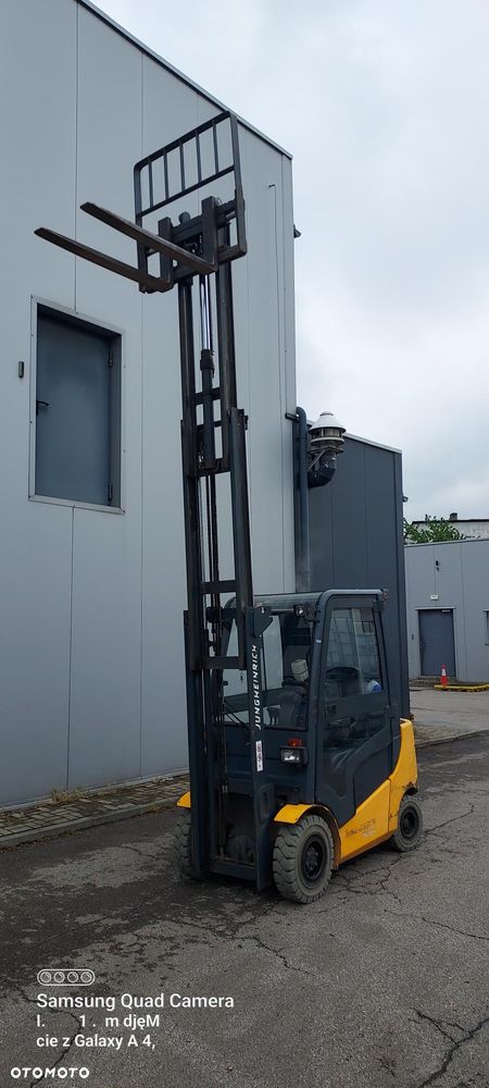 Jungheinrich TFG 320 - 9
