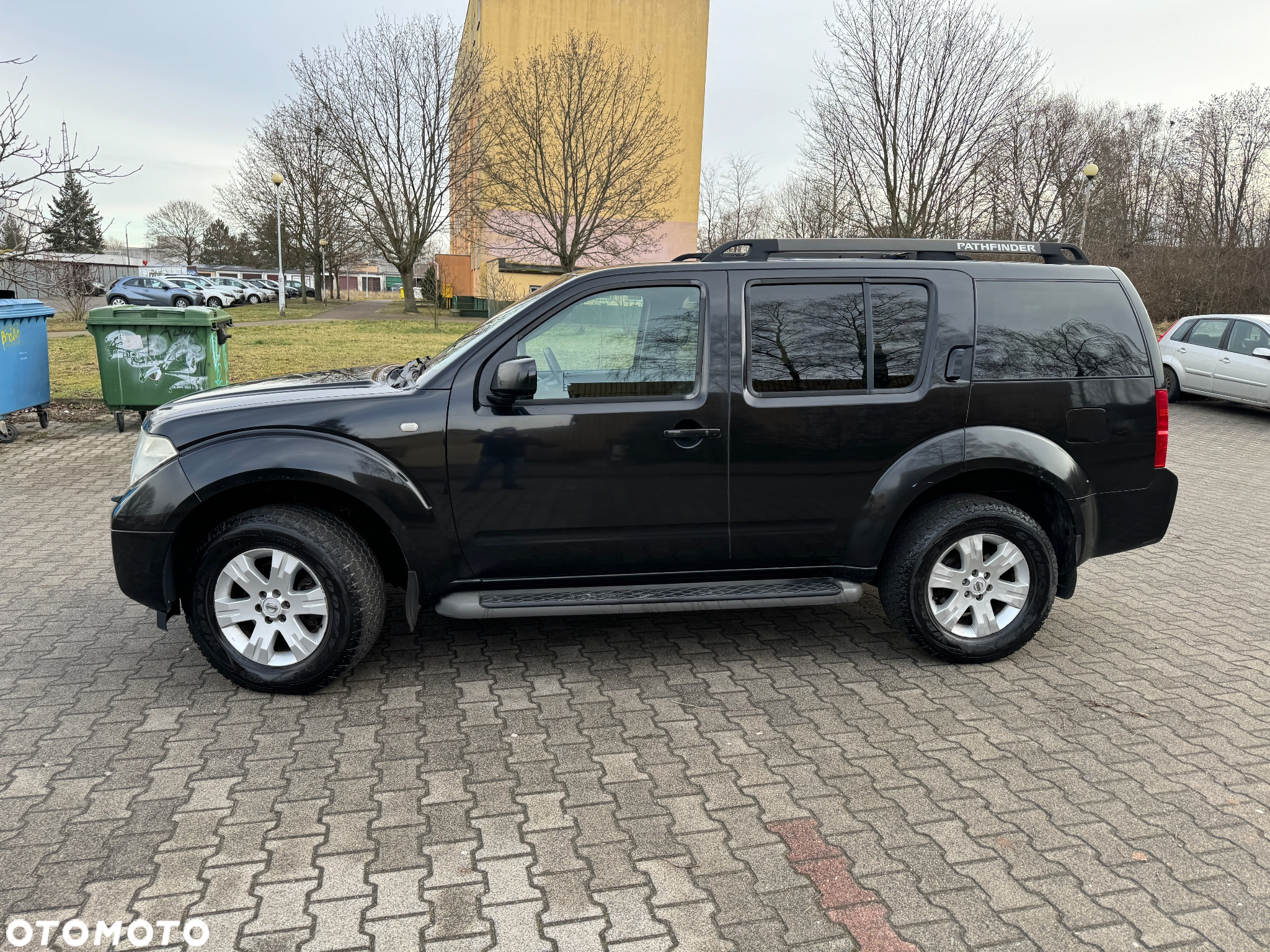 Nissan Pathfinder 2.5 D Platinum - 2