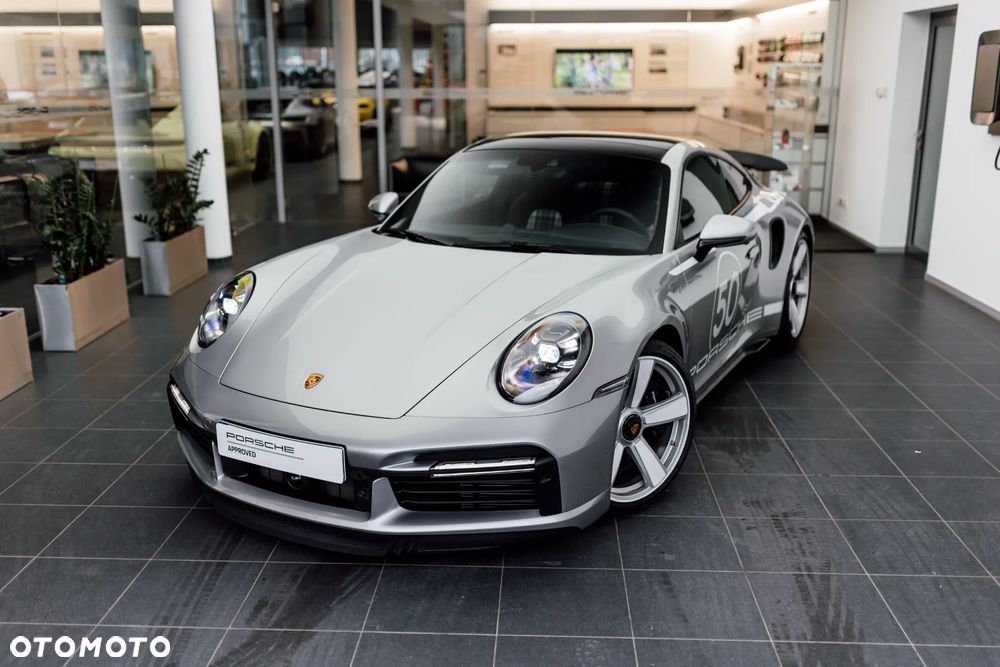 Porsche 911 Turbo 50 Years - 4
