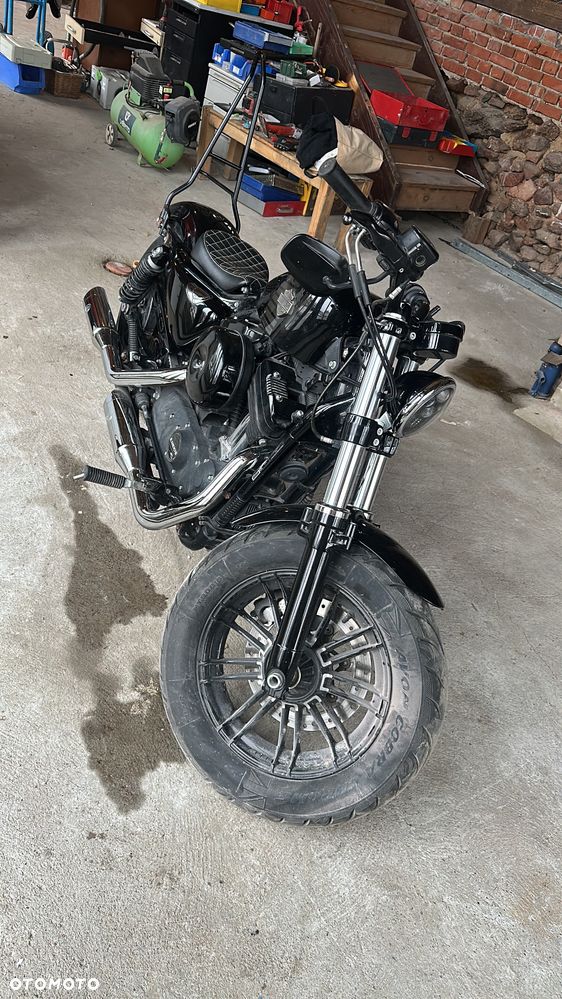 Harley-Davidson Sportster Forty-Eight - 2