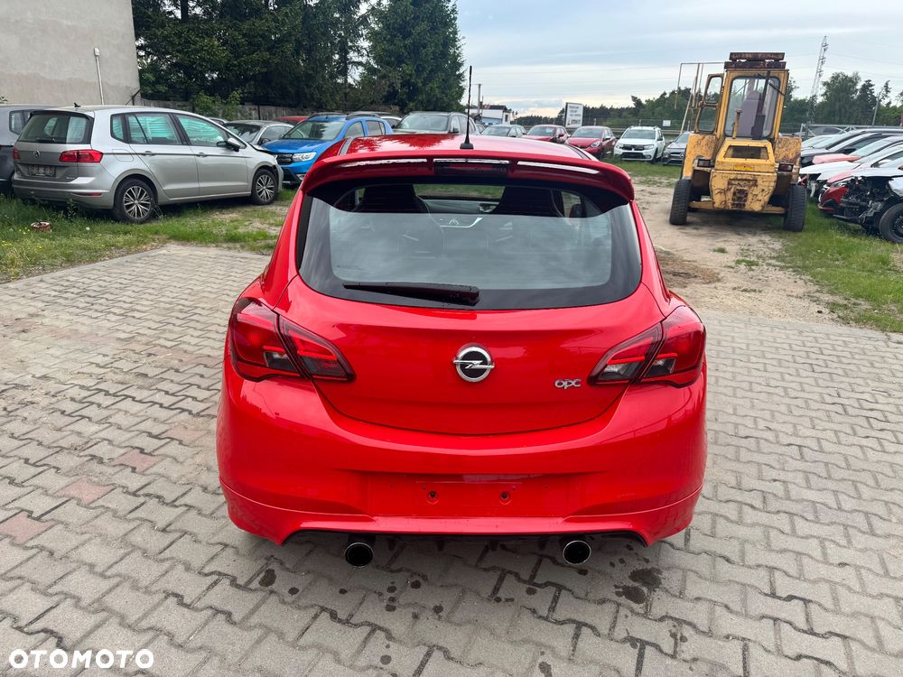 Opel Corsa 1.6 Turbo OPC - 11