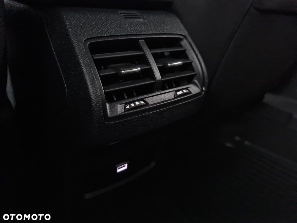 Citroën C4 1.5 BlueHDi Shine S&S - 18