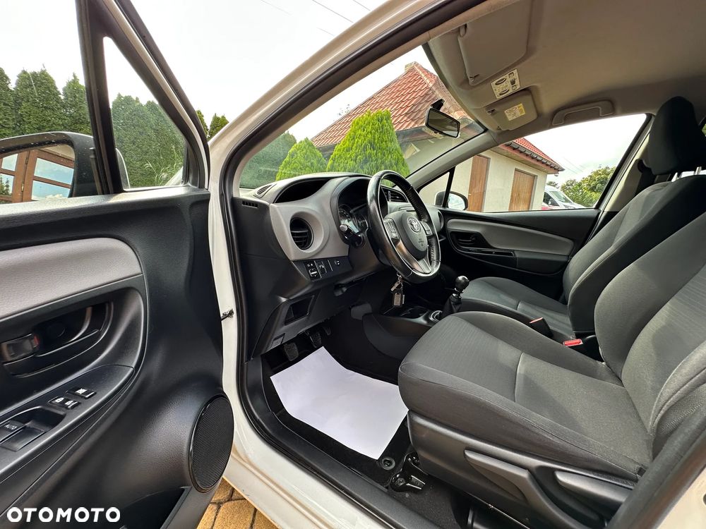 Toyota Yaris - 19