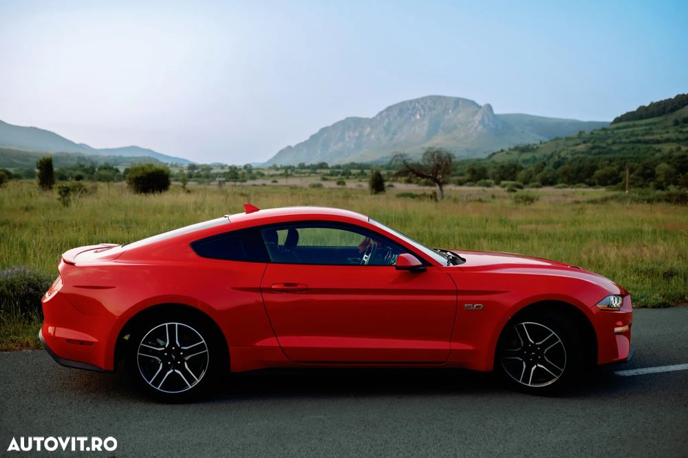 Ford Mustang 5.0 V8 GT - 9