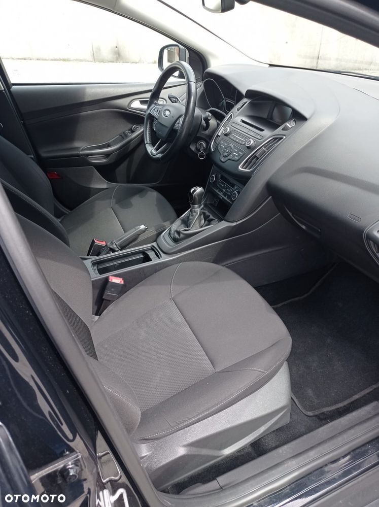 Ford Focus - 16