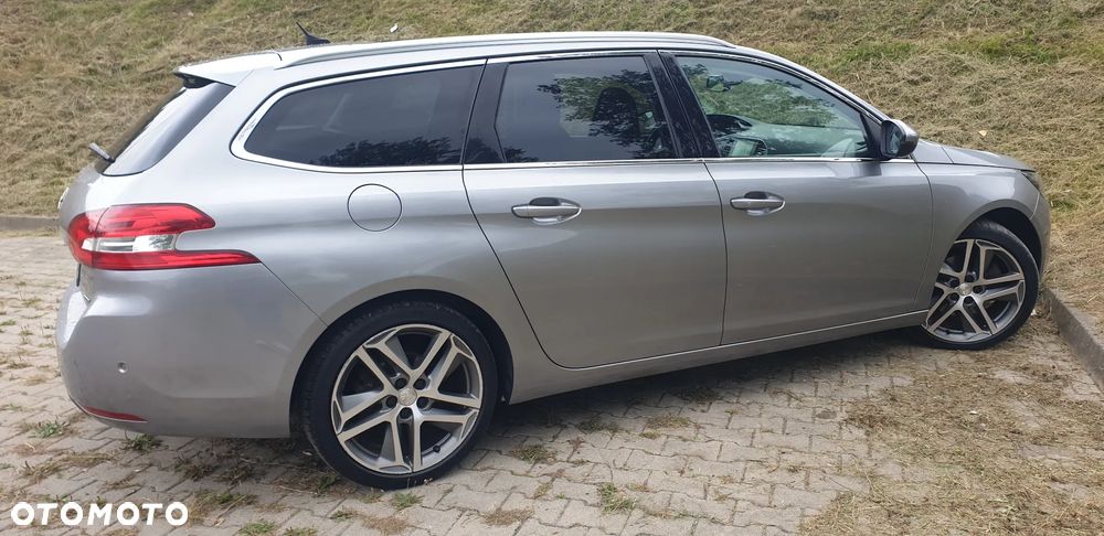 Peugeot 308 BlueHDi 150 Automatik Stop & Start Niveau 2 Business-Line - 18