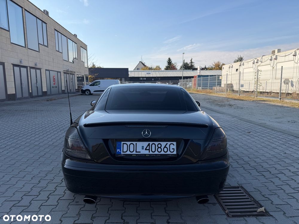 Mercedes-Benz SLK 350 - 33
