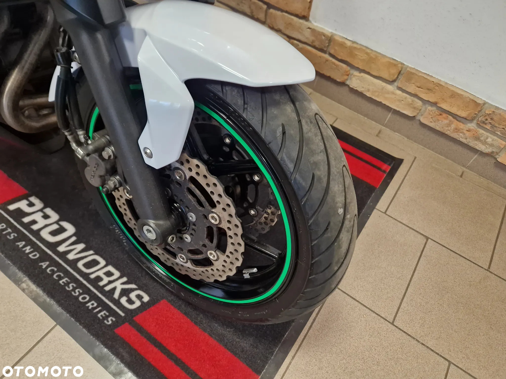 Kawasaki ER - 30