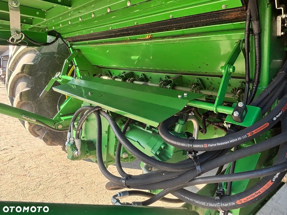 John Deere T670i - 9
