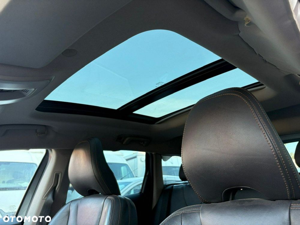 Volvo XC 60 D4 AWD Geartronic Momentum - 19