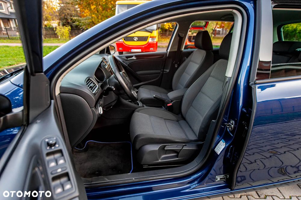 Volkswagen Golf 1.6 Highline - 21