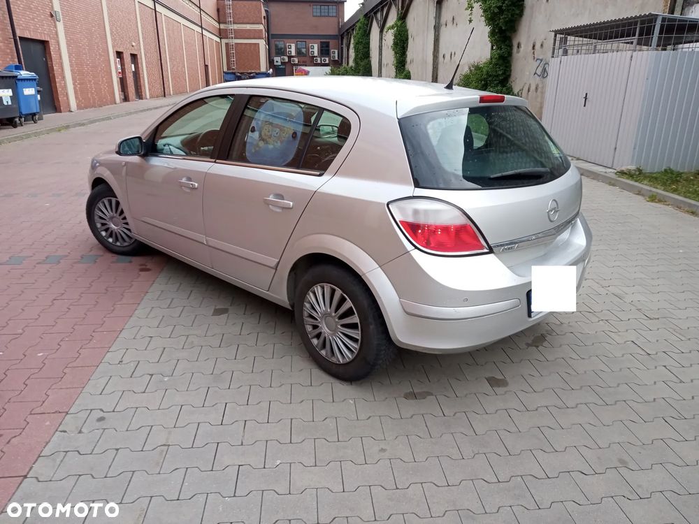 Opel Astra 1.6 - 4
