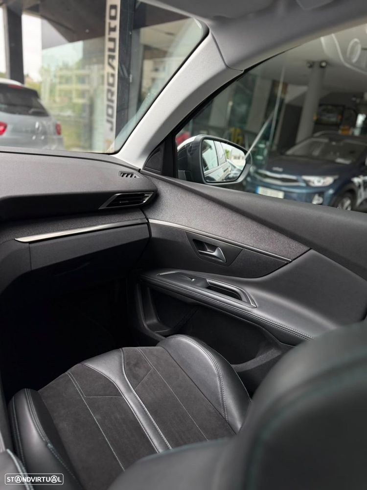 Peugeot 5008 - 36