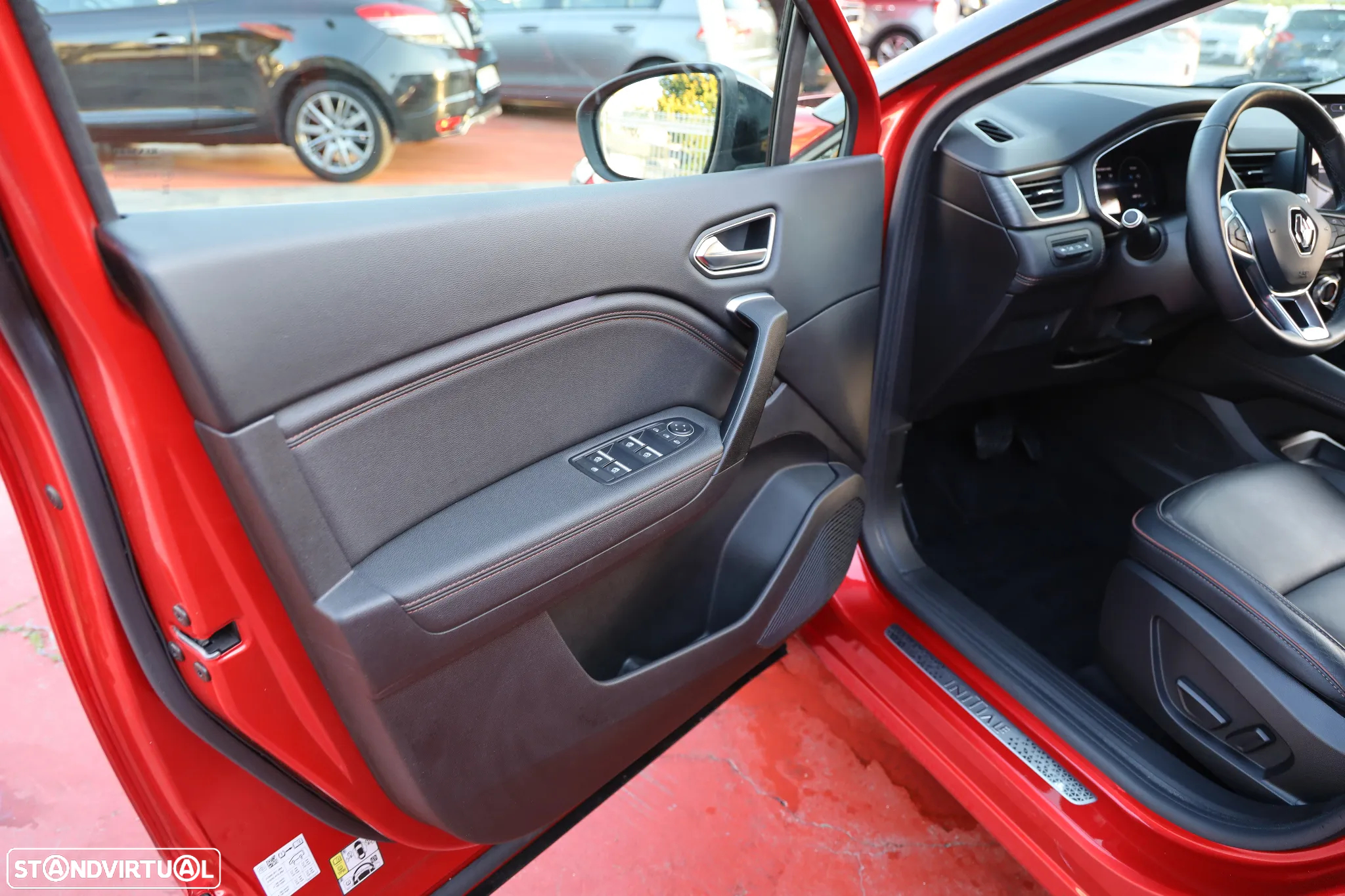 Renault Captur 1.6 E-Tech Plug-In Initiale Paris - 18