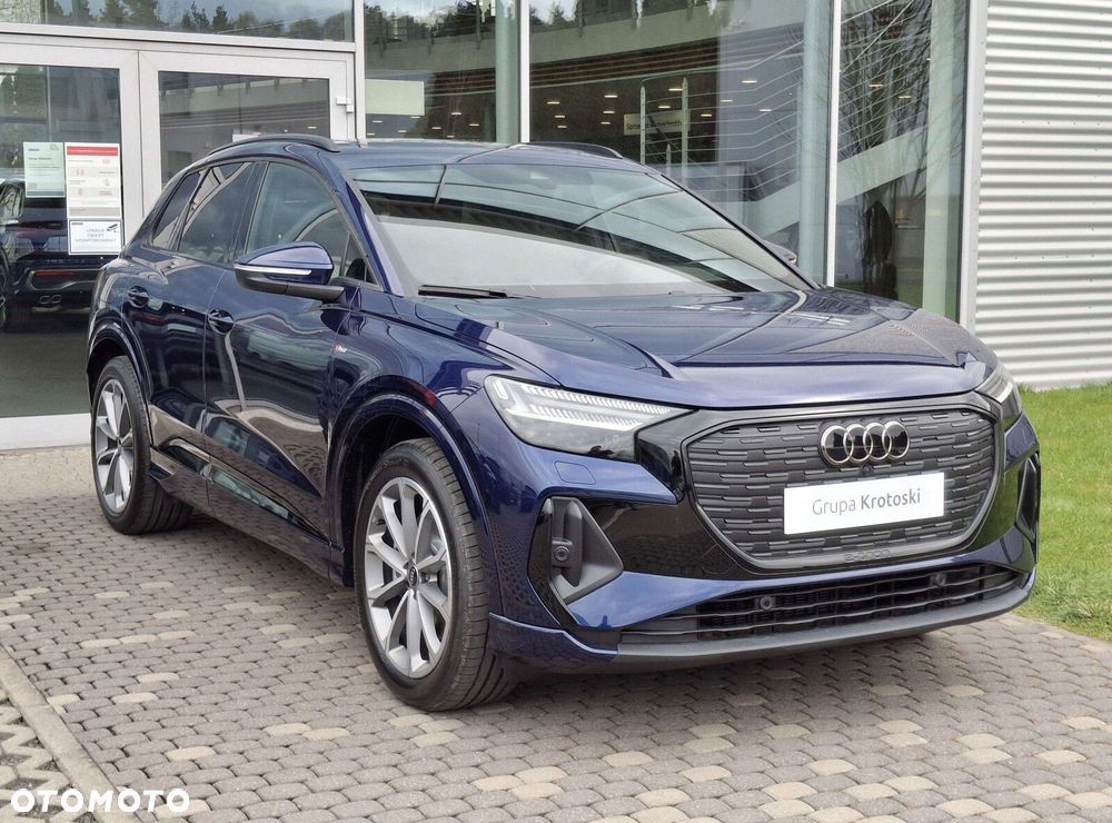 Audi Q4 e-tron - 7