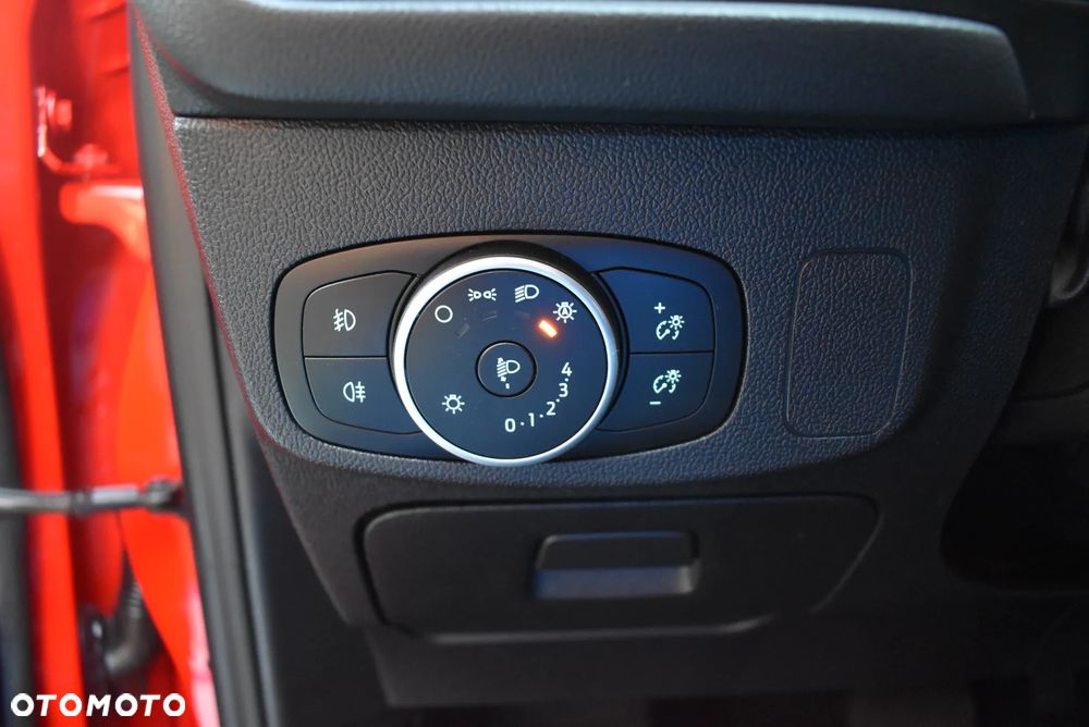 Ford Focus 1.5 EcoBlue Titanium - 19