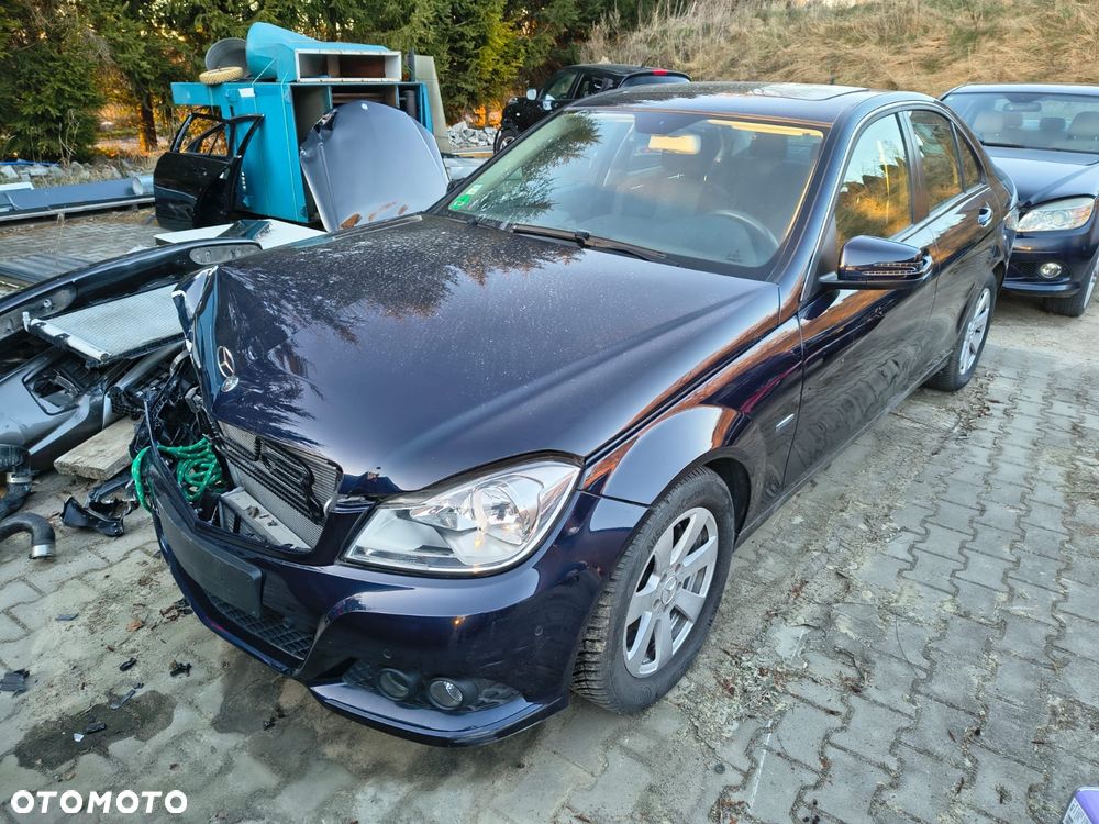 Mercedes-Benz Klasa C 180 CGI BlueEFFICIENCY - 7