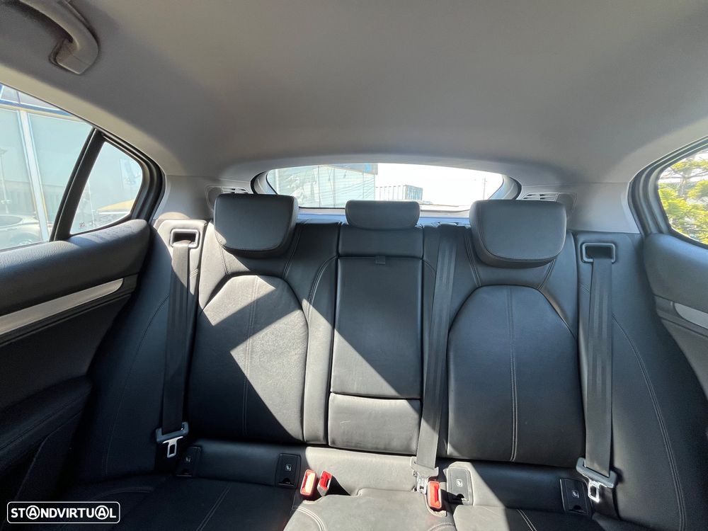 Alfa Romeo Stelvio 2.2 D Super AT8 - 48