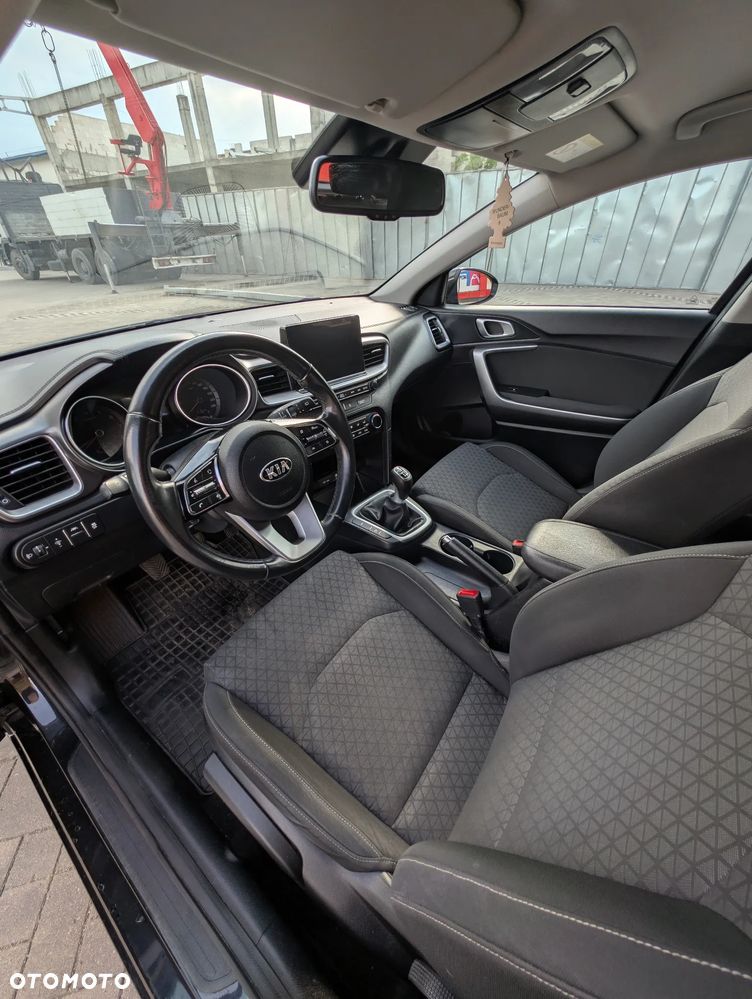Kia Ceed 1.4 L Business Line - 9