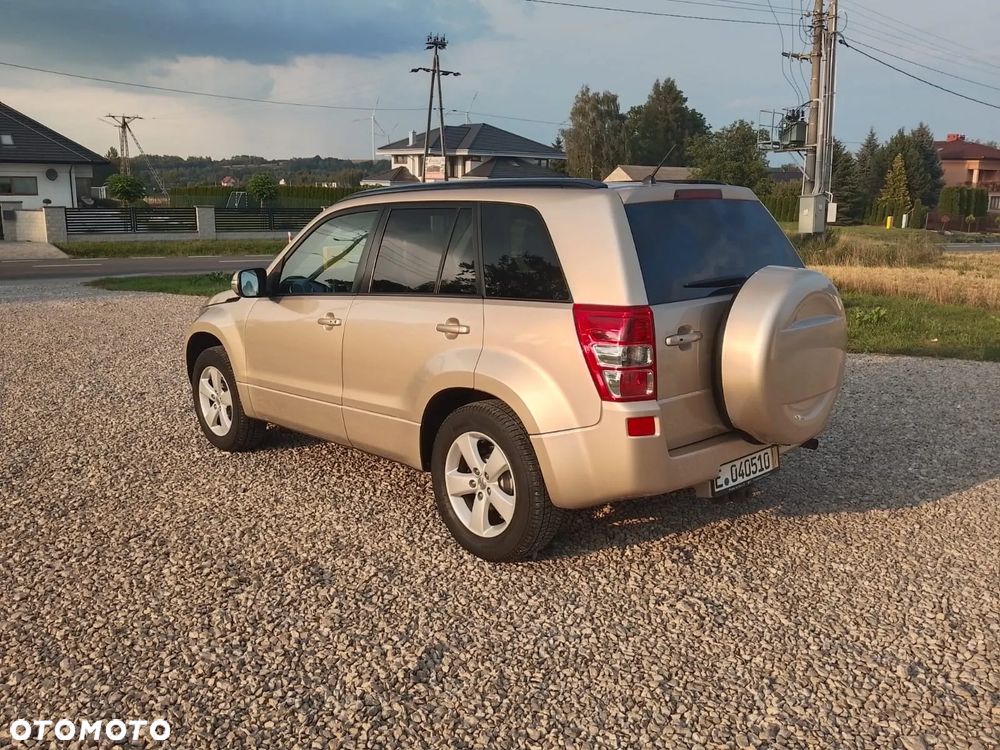 Suzuki Grand Vitara 2.4 Premium EU5 - 4