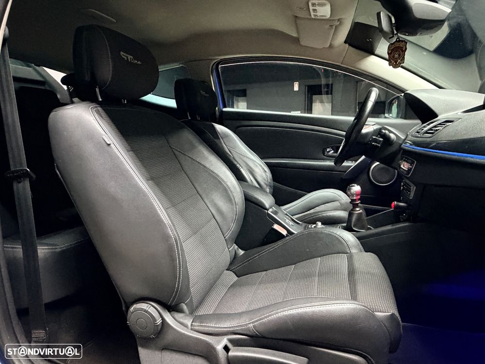 Renault Mégane Coupe - 23