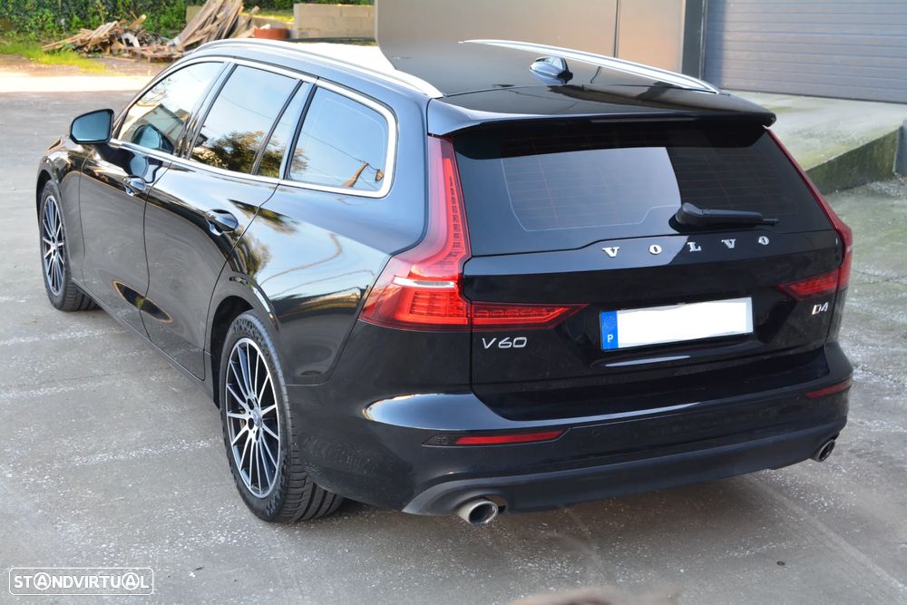 Volvo V60 2.0 D4 Momentum Plus Geartronic - 4