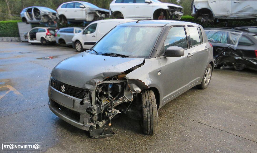 Suzuki Swift 1.3 DDIS 2006 - Peças Usadas (7681) - 2