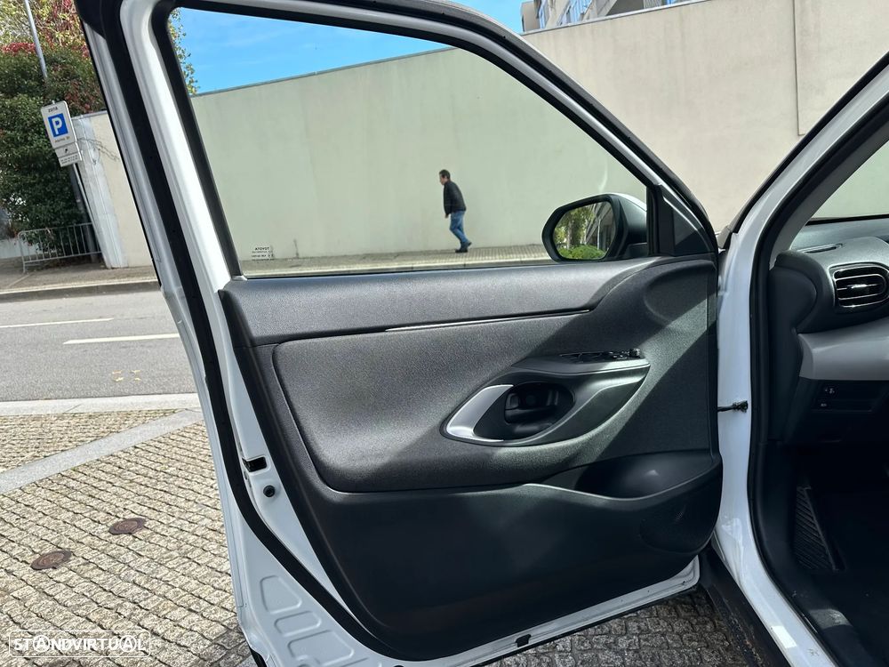 Toyota Yaris Cross 1.5 HDF Luxury - 10